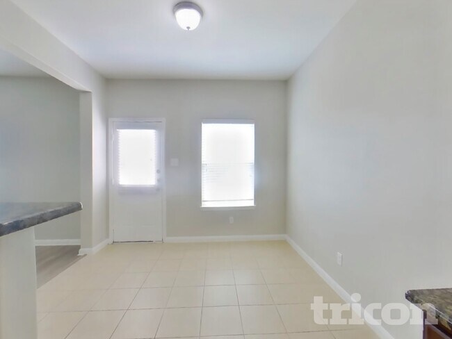 Photo - 5002 Pacific Ridge Ln