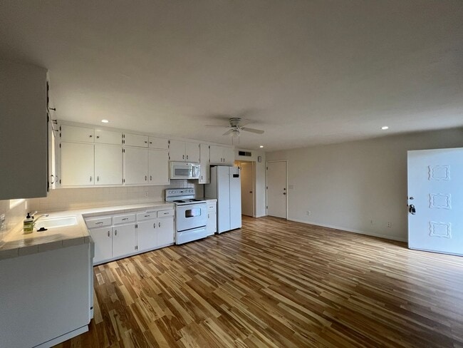 Photo - 371 Jamaica St