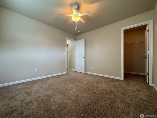 Photo - Edgewater Community