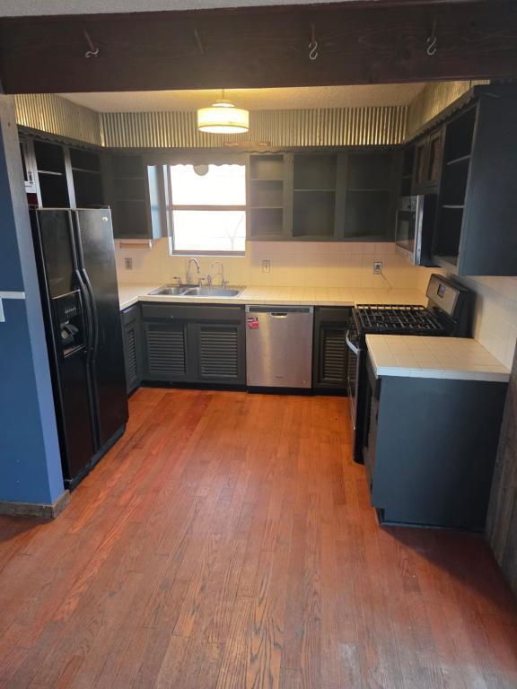 Photo - 111 E Tower Ave