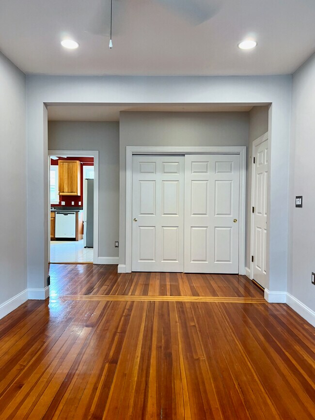 Photo - 102 Salem St Unit 2R