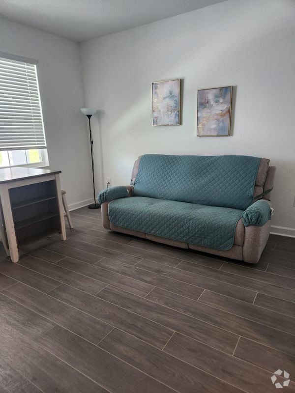 Building Photo - 1657 Poise Dr Rental
