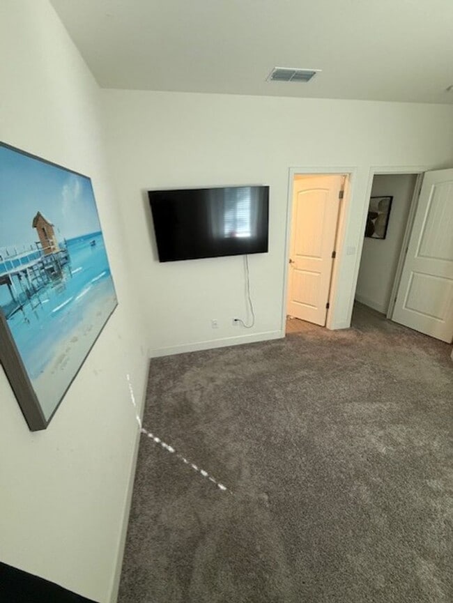 Photo - 6041 Oberlander Dr Unit 6041 ADU