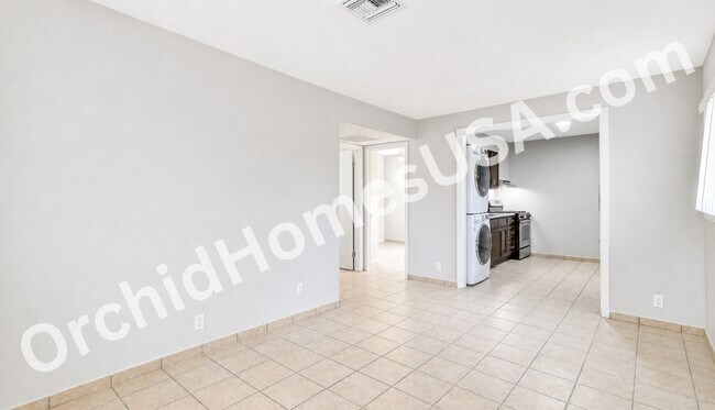 Photo - 5206 W Ocotillo Rd Unit A