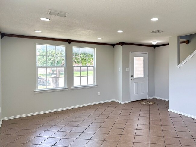 Photo - 4 Bedroom / 2.5 Bath / 2 Car Garage
