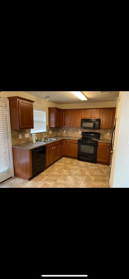 Photo - 5104 Lions Gate Ln