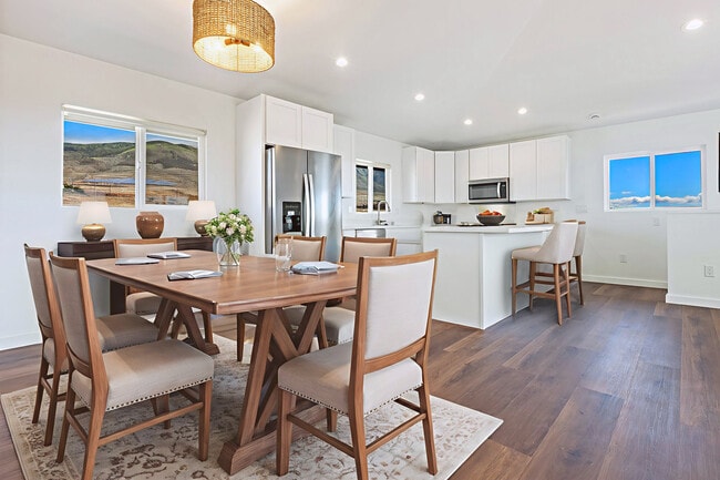 Cocina y comedor - 536 Lahainaluna Rd