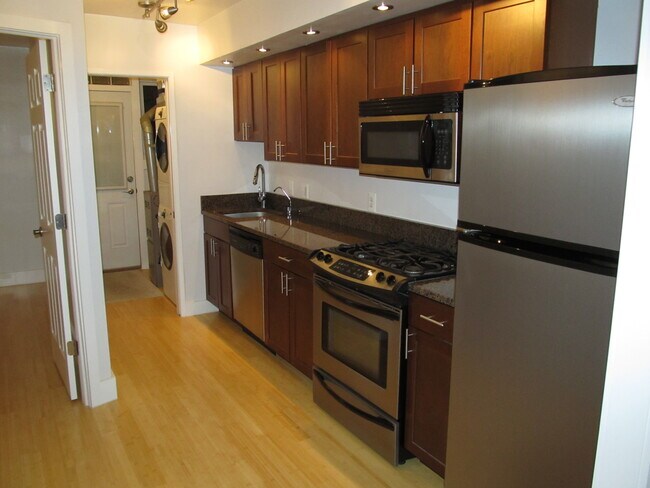 Photo - 435 17th St SE Unidad na