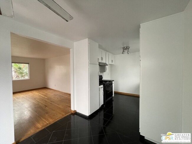 Photo - 8081 Constantine Dr Unidad 5