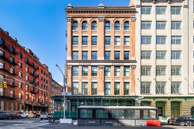 Photo - 53 N Moore St