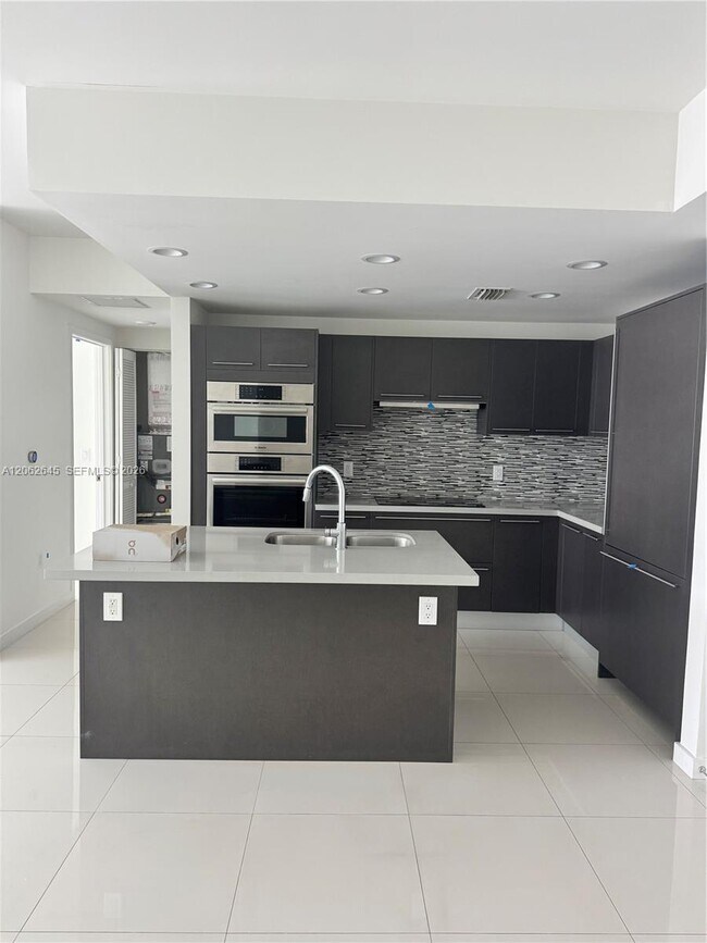 Photo - 7825 NW 107th Ave Unit 219