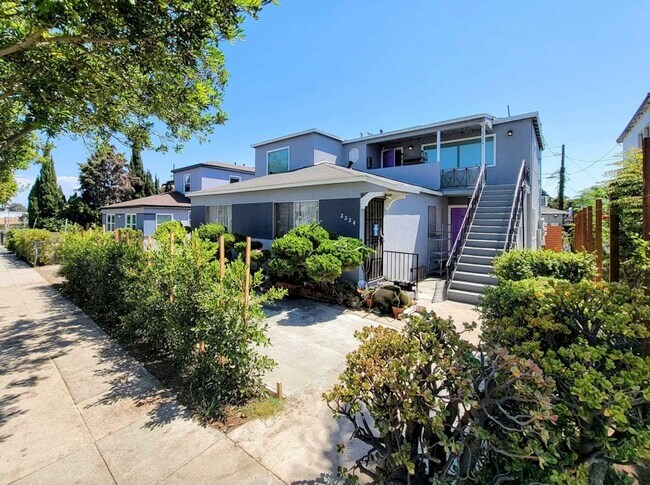 Photo - 2224 Delaware Ave Unit B