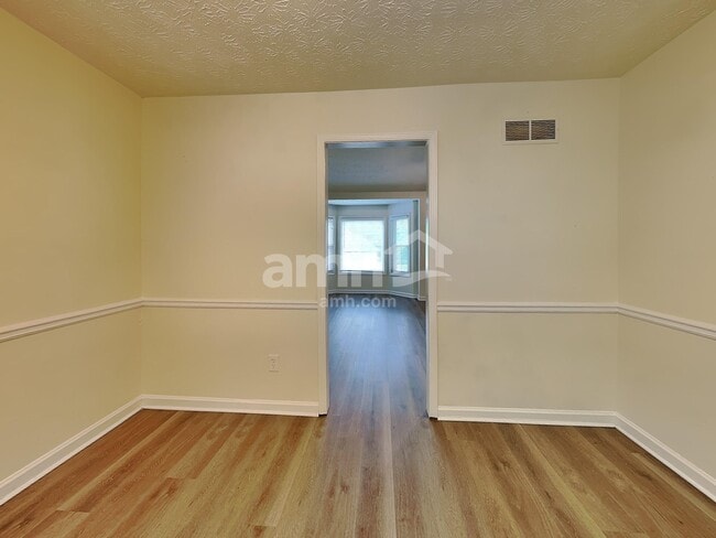 Photo - 5015 Sunbrook Dr NW
