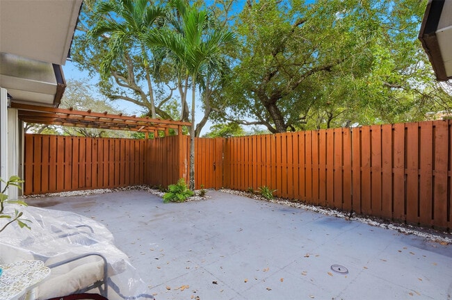 Photo - 9142 SW 23rd St