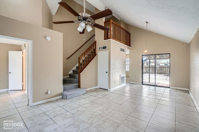 Photo - 5714 Mackmiller Dr