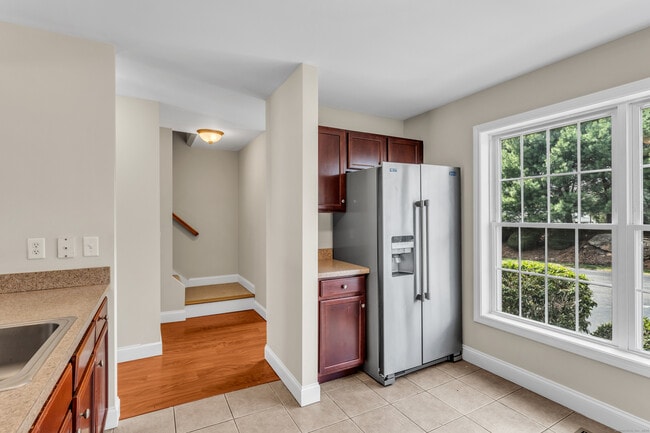 Photo - 15 Freedom Way Unidad 92