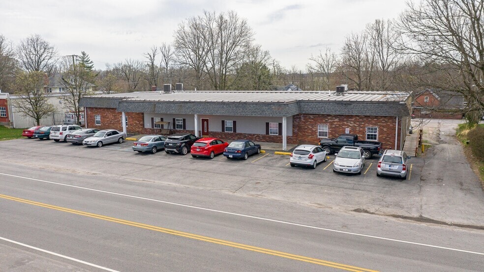 Photo - 281 E Main St