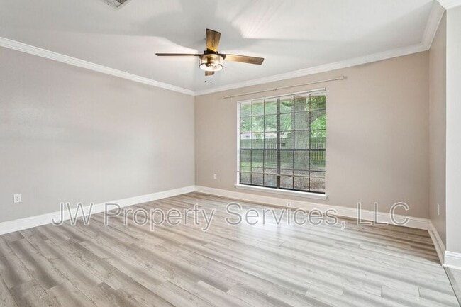 Photo - 1476 St Christopher Dr