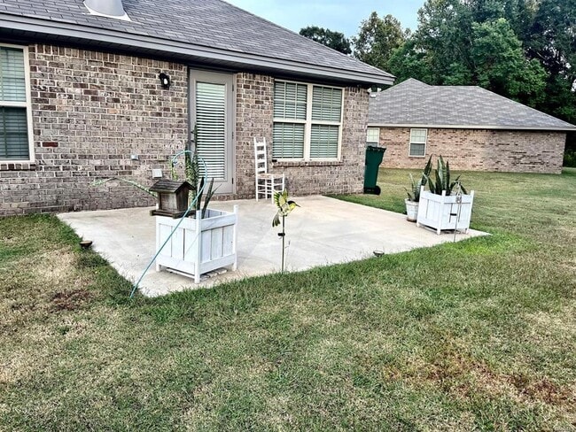 20 Ivory Ct