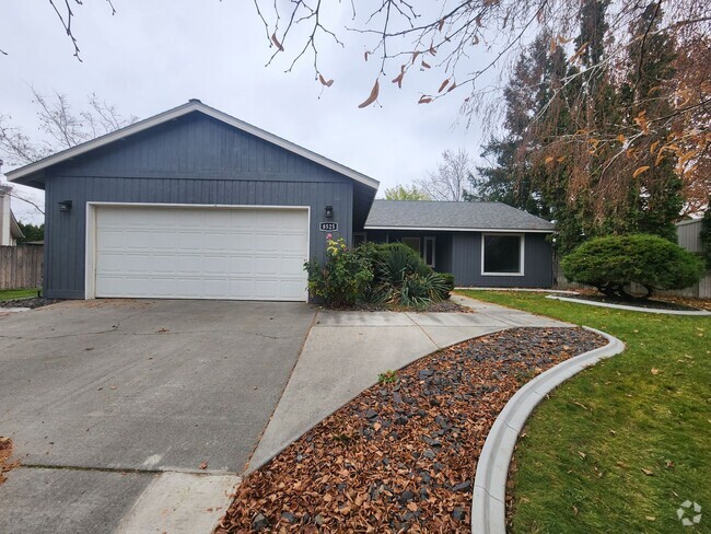 Building Photo - Freshly Updated 1-Story Home for Rent in W...