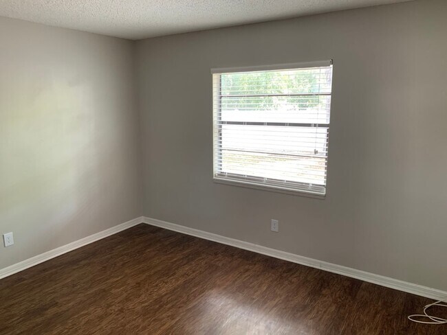 Photo - Pelican Grove Apartments