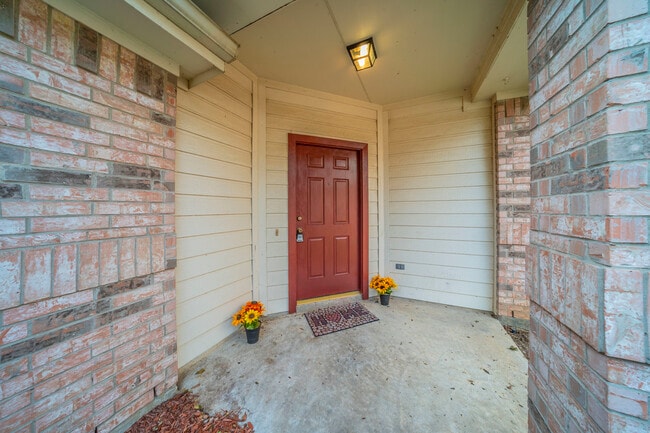 11765 Bobcat Dr