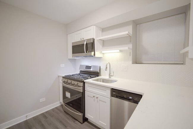 Photo - 2253 S Whipple St Unit GARDEN