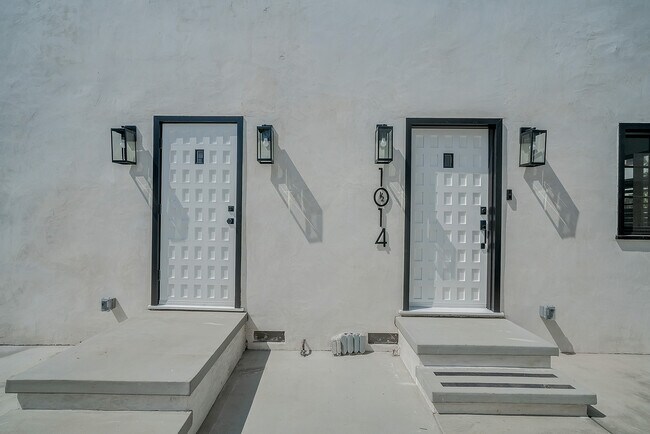 Photo - 1014 S Hayworth Ave Unidad 1014.5