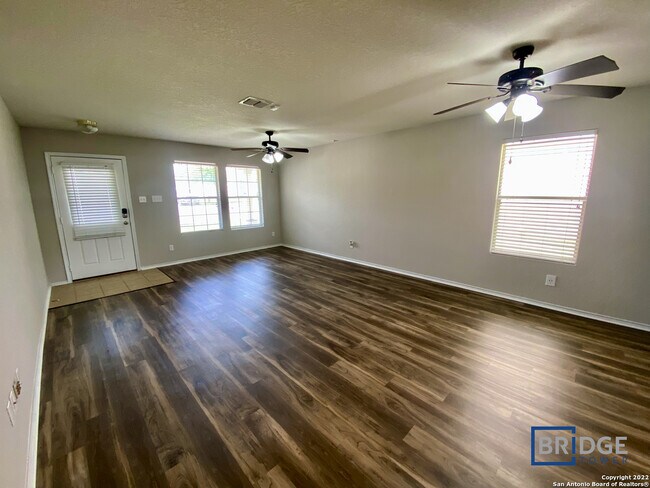 Photo - 9218 Hanover Cove