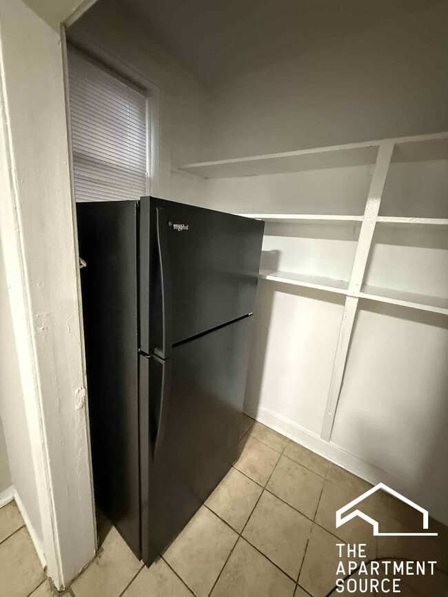 Photo - 6304 N Oakley Ave Unit 1