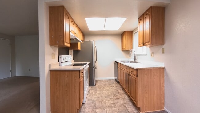 Kitchen - 20816 74th Ave W Unit Apt D