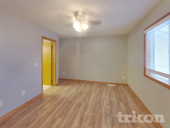 Photo - 1214 Widgeon Way