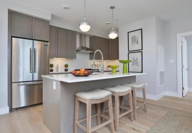 Building Photo - 1650 Commonwealth Ave Unit 604