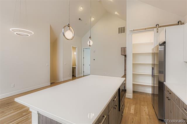 Photo - 3411 Albion St