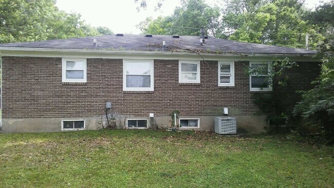 Photo - Nice 3BR/1.5BA Brick Ranch Convenient to W...