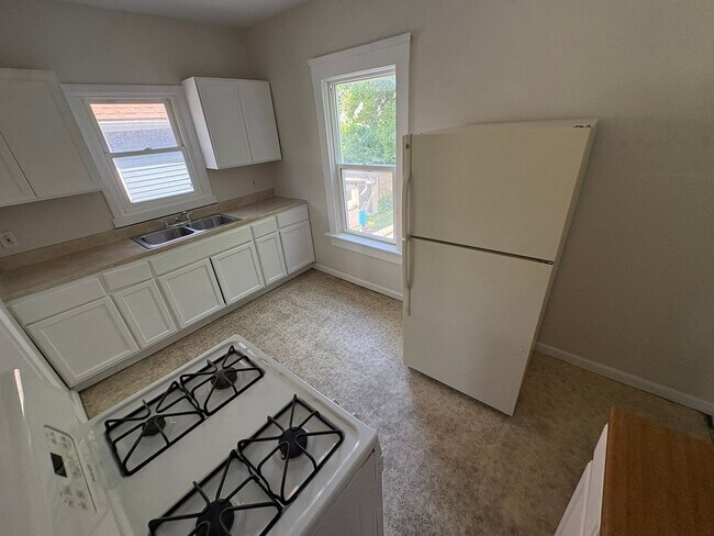 8410 Denison Ave Unit 2