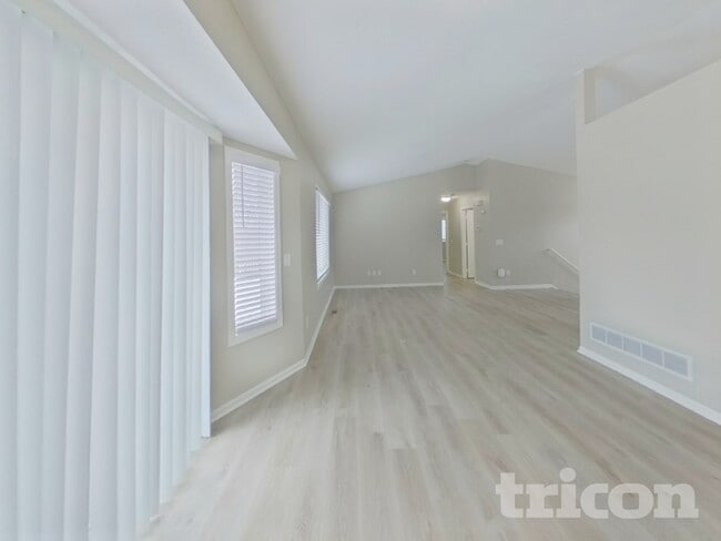 Photo - 14098 Yosemite Ave S