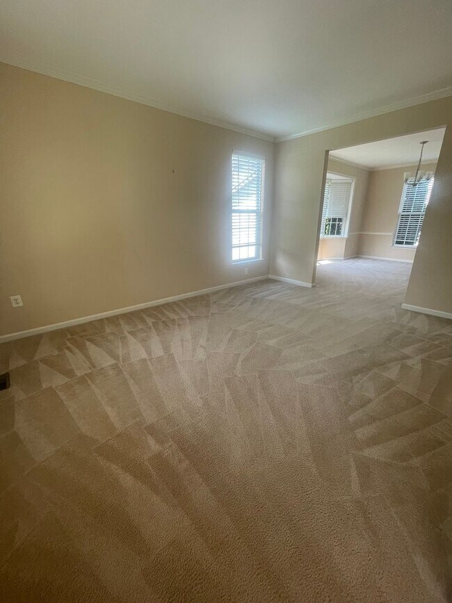 Photo - SINGLE FAMILY HOME IN VILLAGES OF URBANA