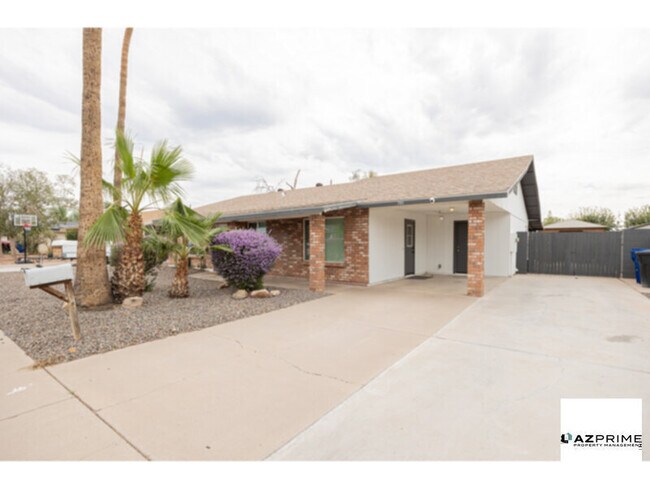 Photo - Furnished 3/2 Chandler House - Style, Spac...