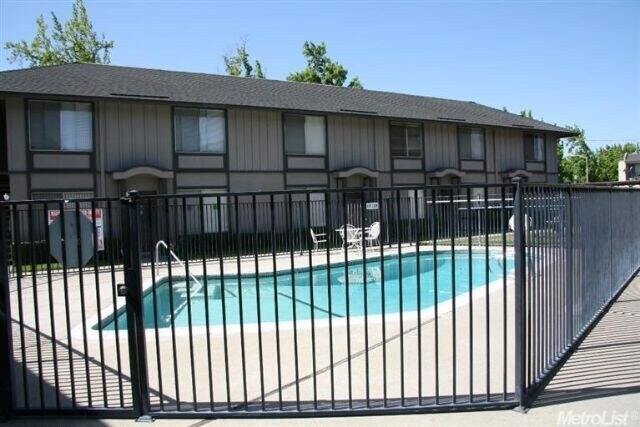 Photo - 1351 Buckingham Way Unidad 9