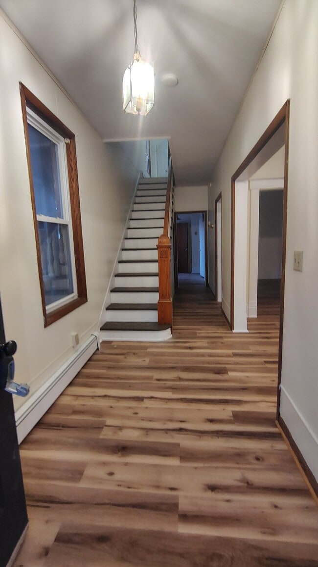 Photo - 410 Fayette St