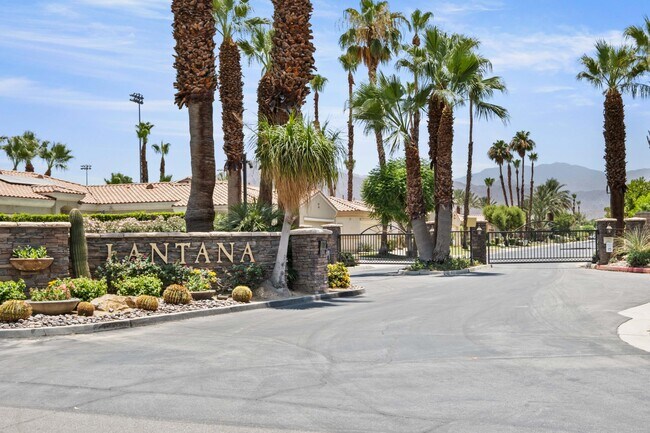 Photo - 63 Rocio Ct