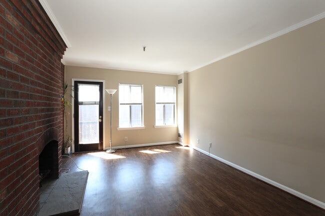 Photo - 1071 Paper Mill Ct NW