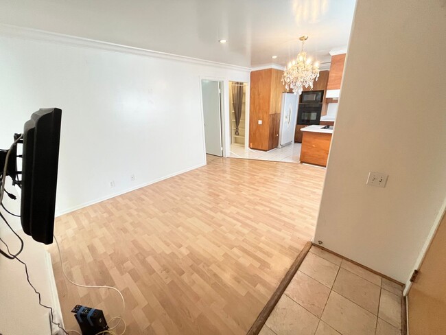 Photo - 1119 Banyan St Unidad Downstairs