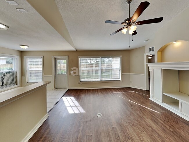 Photo - 11895 Dunster Ln