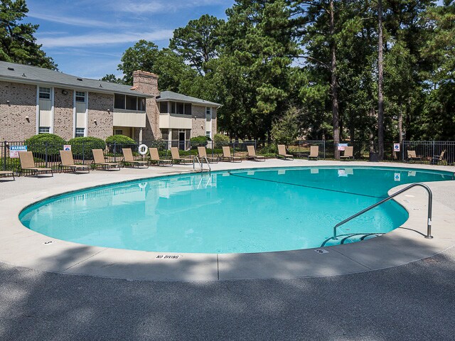 Lexington on the Green Apartments For Rent in Raleigh, NC