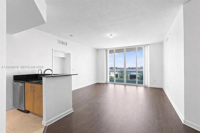 Photo - 7910 Harbor Island Dr Unit 7910 Harbor Island Dr # 402