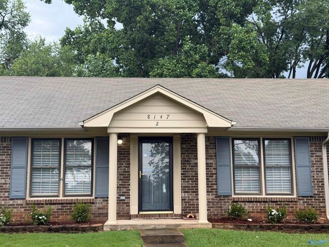 Building Photo - 8147 Oldfield Rd SW Unit 2