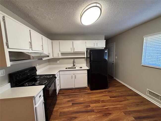 Photo - 8117 Attleboro Dr