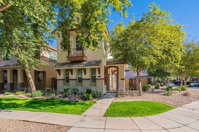 Photo - 2189 S Sanders Dr